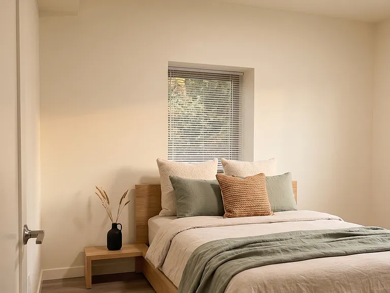 Minor Tower Apartments - Located in Eastlake — Photo 125