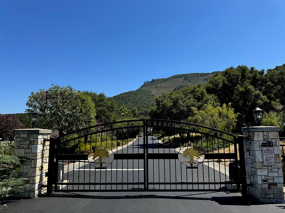 Gated neighborhood entrance