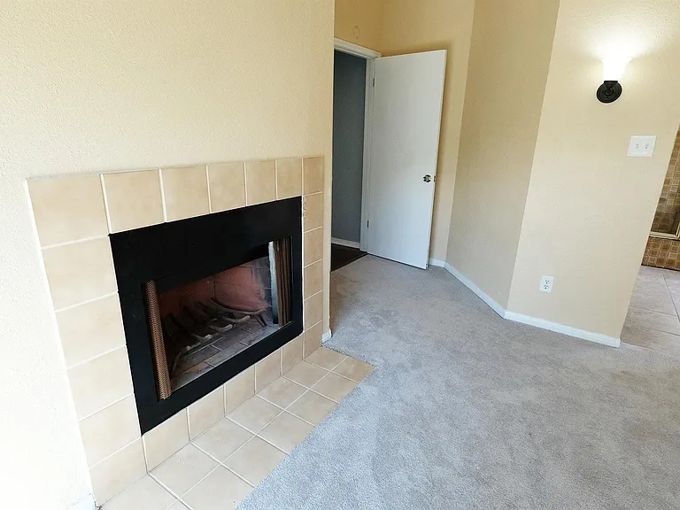 1203 Beckwood Cir — Photo 15