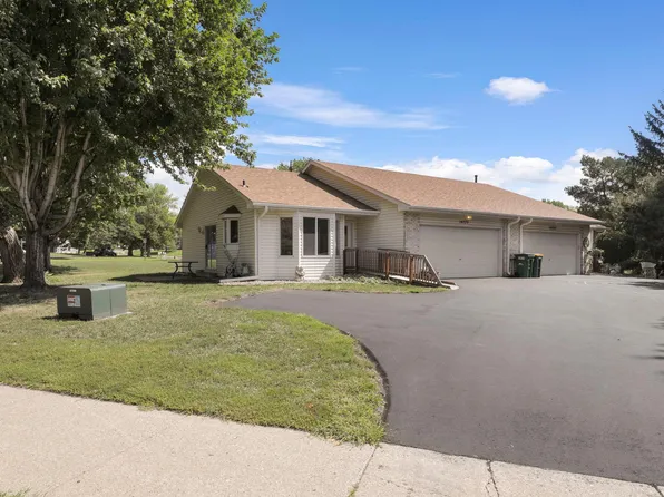 14220 Pennock Ave, Apple Valley, MN 55124