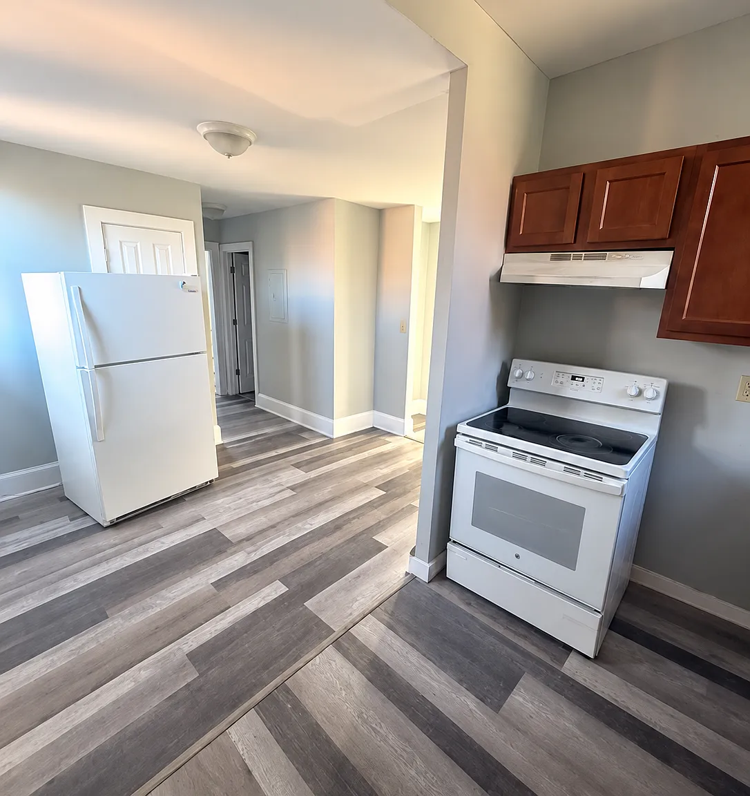 3 bed, 1278 sqft, $1,490 — Photo 1