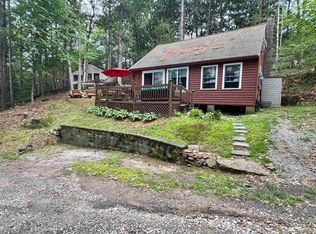 14 Pine Point Dr, Northwood, NH 03261