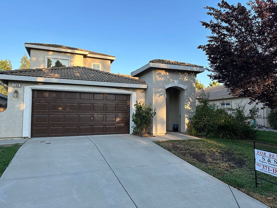 1st image of 3180 Poppy St