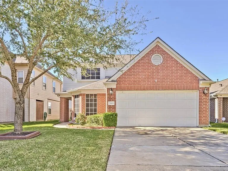 3503 Barkers Crossing Ave — Photo 1