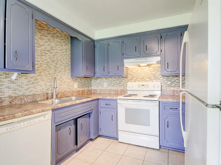 3415 Mallard Dr — Photo 5