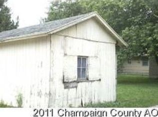 807 S Division St, Mahomet, IL 61853