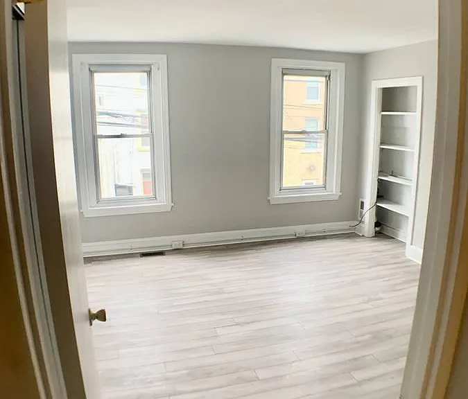 164 Markle St — Photo 14