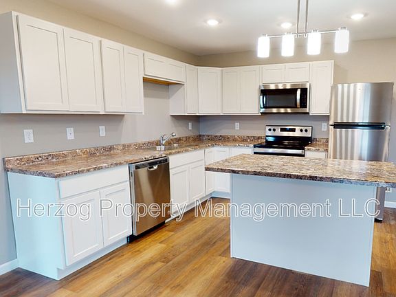 2nd image of 2575 Cedar Ave N APT 116