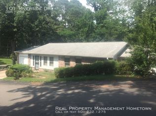 101 Riverside Dr, Hot Springs, AR 71913