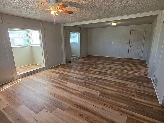2nd image of 2302 W 14th St