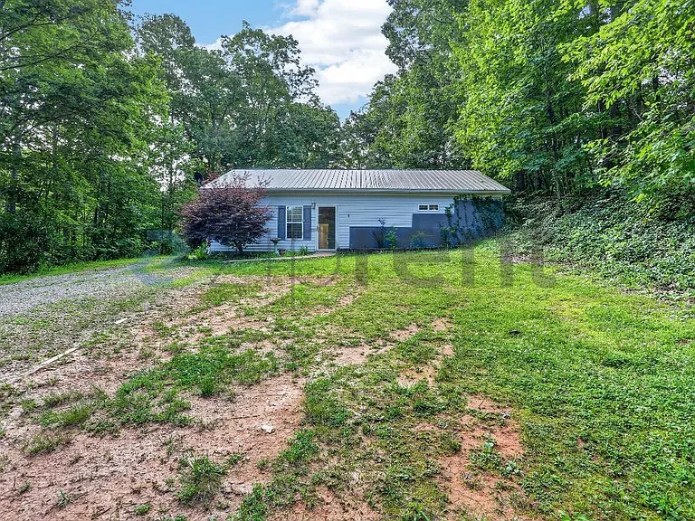 248 Mountain Brook Rd — Photo 1