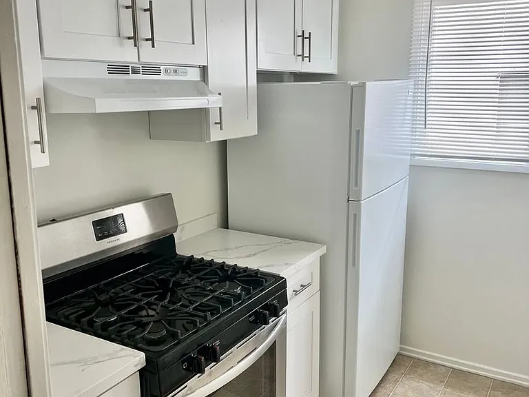 3375 Manning Ave — Photo 20