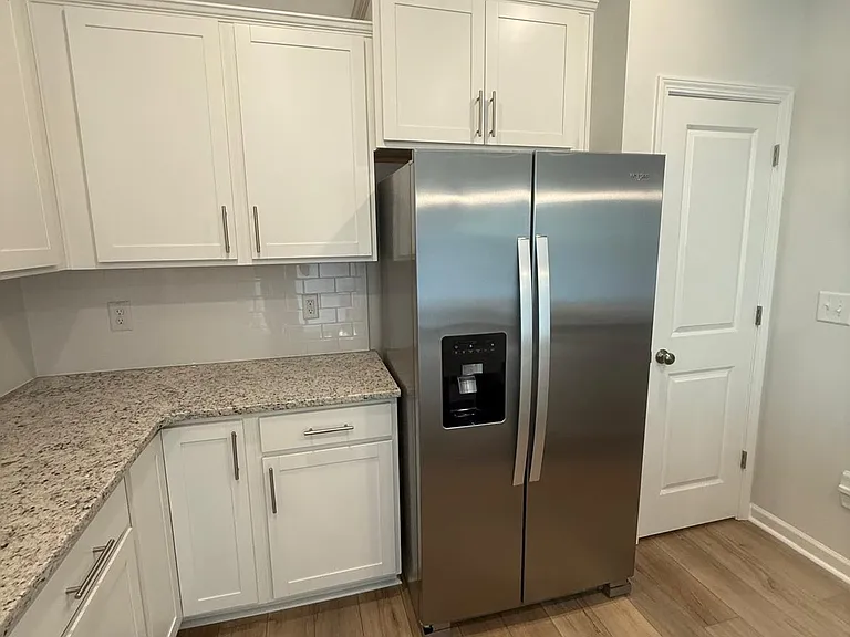 260 Ravenscraig Park Pl — Photo 9