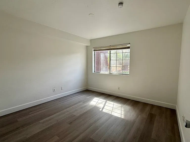 2750 S Durango Dr #1009 — Photo 7