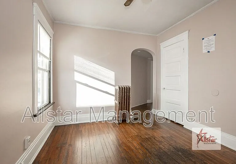 3786 W 37th St #3 — Photo 6