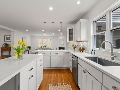 37 Philbrick Rd, Newton, MA, 02459