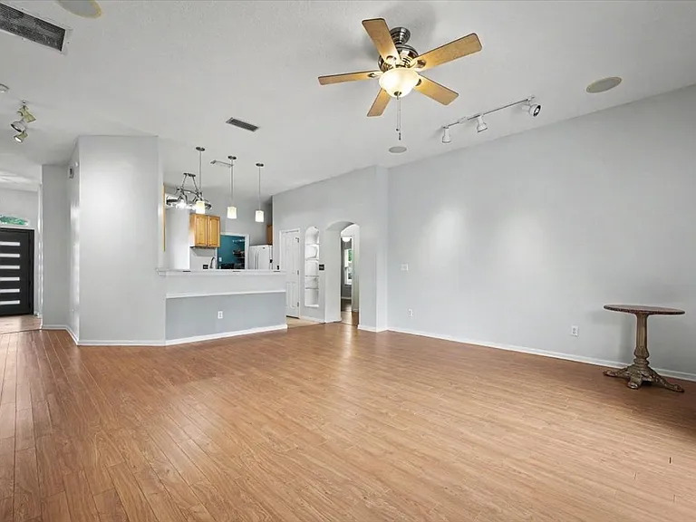 711 Sid Dr — Photo 17
