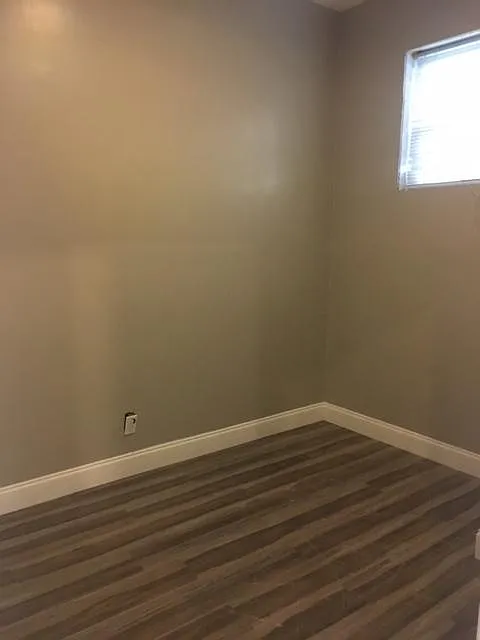 5 bed, 100 sqft, $675 — Photo 4