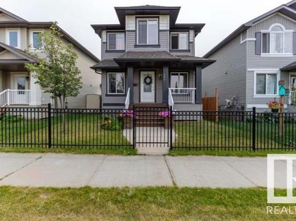 102 Sugar Maple Ln, Leduc, AB T9E 0W4