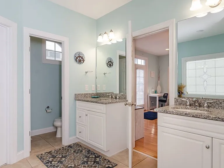 1604 Canal Dr #1 — Photo 16