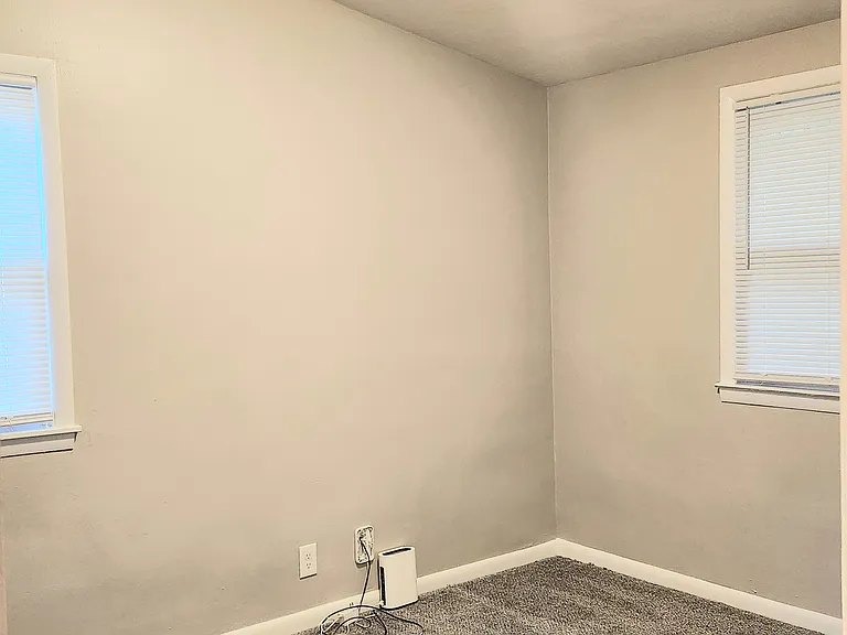 4418 Vernon Ave — Photo 10