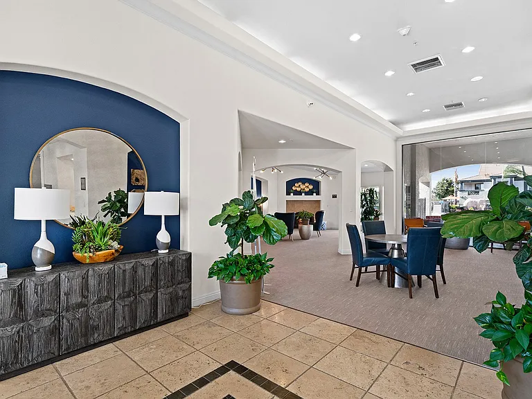 Barton Vineyard Apartments — Photo 2