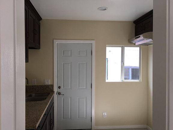 2nd image of 700 W 41st Dr Unit 1/4