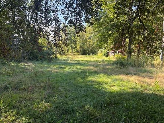 2nd image of 88 Lake Road