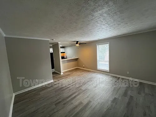 5874H Century Oaks Dr Photo 1