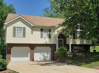 813 Whitney Cir, Herculaneum, MO 63048