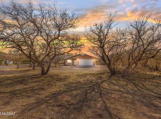 899 Calle Calabasas, Rio Rico, AZ 85648