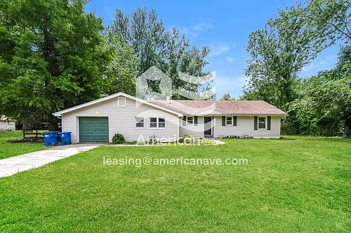 1044 Farmview Dr Photo 1