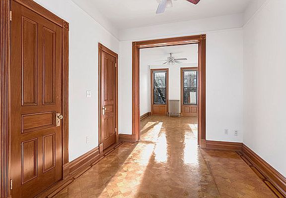 3rd image of 518 58th St #2
