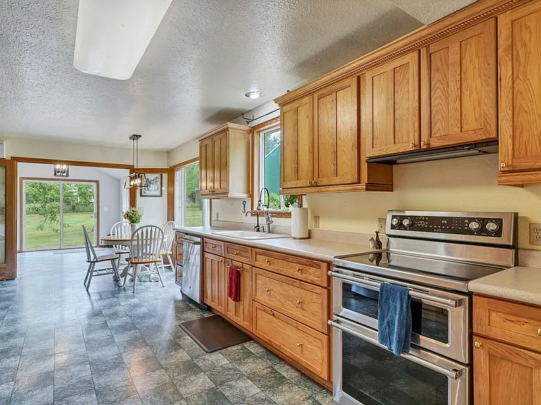 3194 Crooked Finger Rd NE — Photo 5