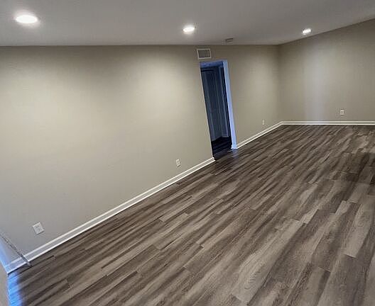 3rd image of 2505 San Gabriel Way Unit 203