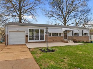 606 Kelvin Dr, Saint Louis, MO 63137