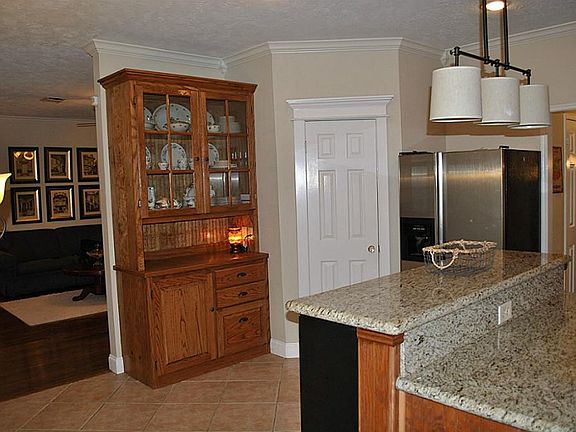 5th image of 7035 Little Willow Dr
