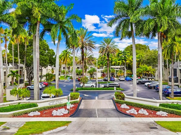 7905 SW 104th St APT 206-H, Miami, FL 33156