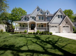 630 S Loomis St, Naperville, IL