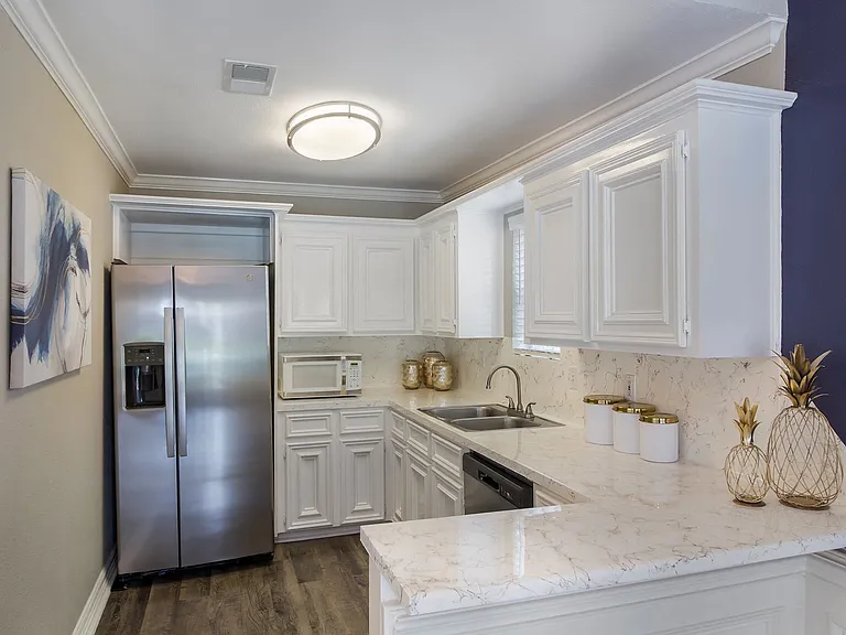 Clubhouse Kitchen