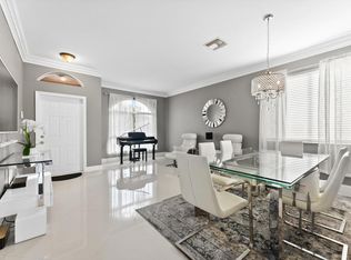 3755 Pebblebrook Ct, Pompano Beach, FL 33073