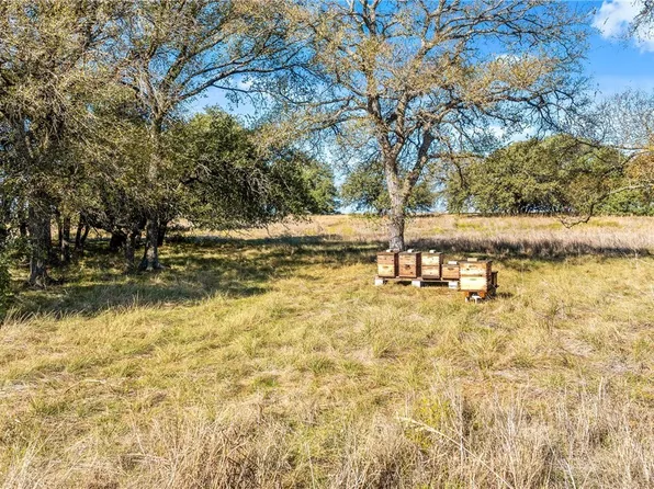 350 Yellowstone Dr, Oglesby, TX 76561