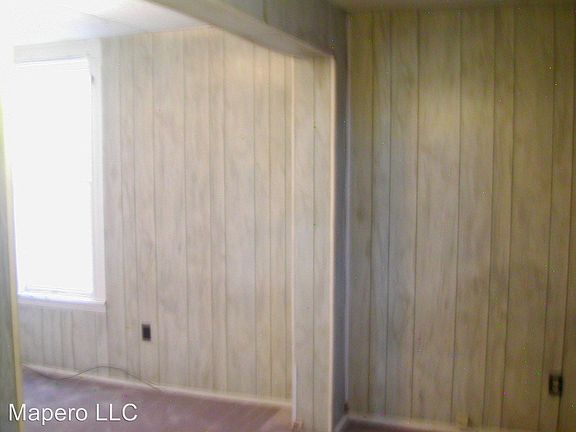 4th image of 463 Dallas St APT B