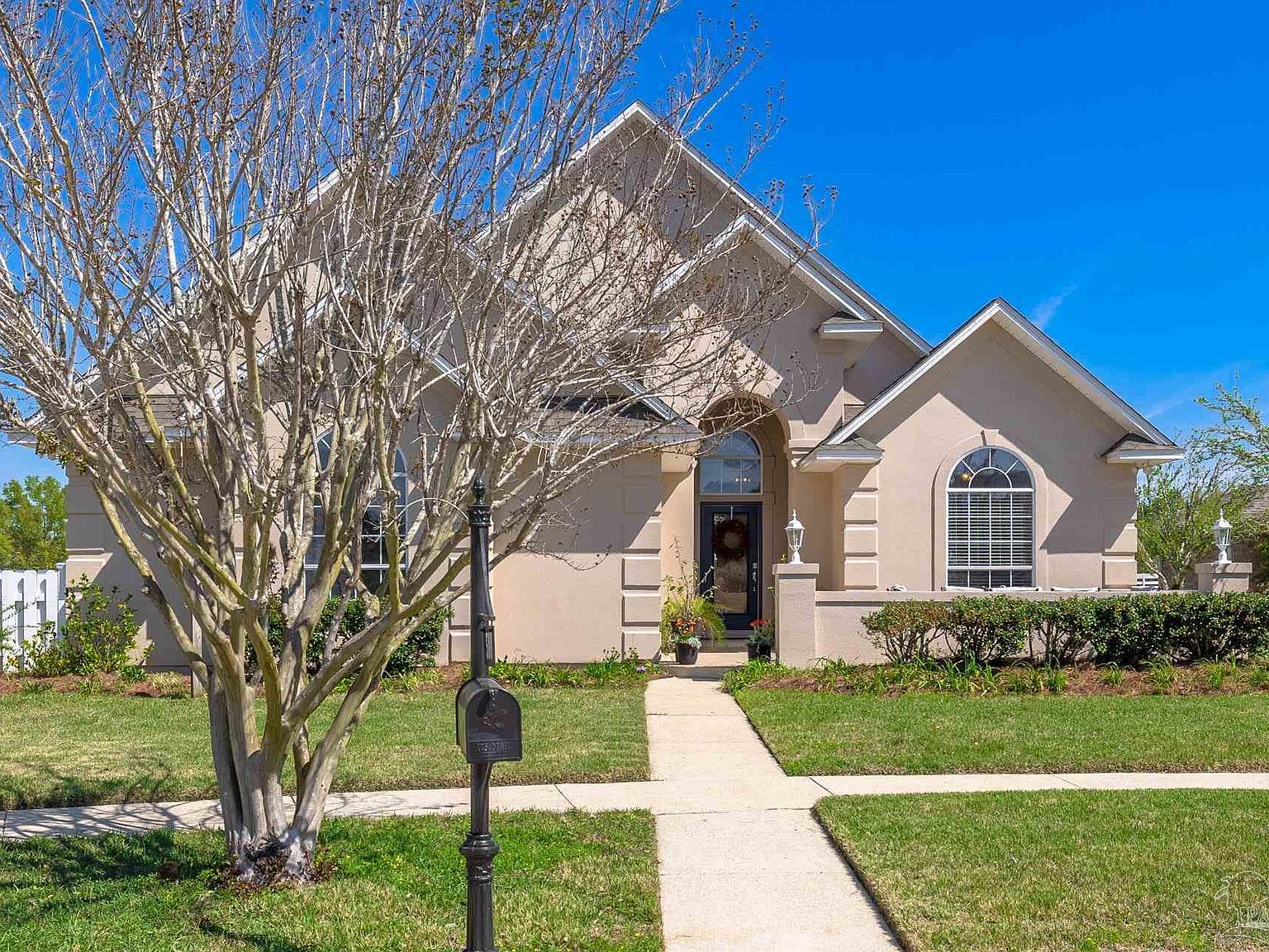 588 Lander St, Cantonment, FL 32533 Zillow