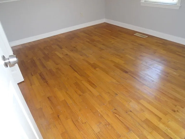 1115 Poplar Dr — Photo 14