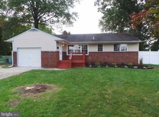 603 Catalina Ct, Somerdale, NJ 08083