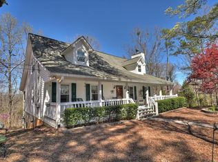 832 Timberwalk Dr, Ellijay, GA 30540