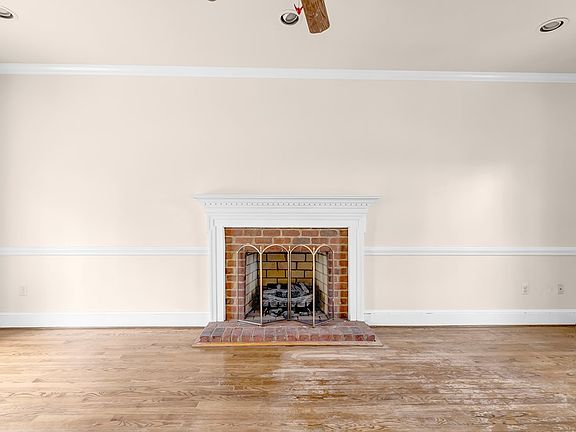 5th image of 1194 Wolf Trap Rd