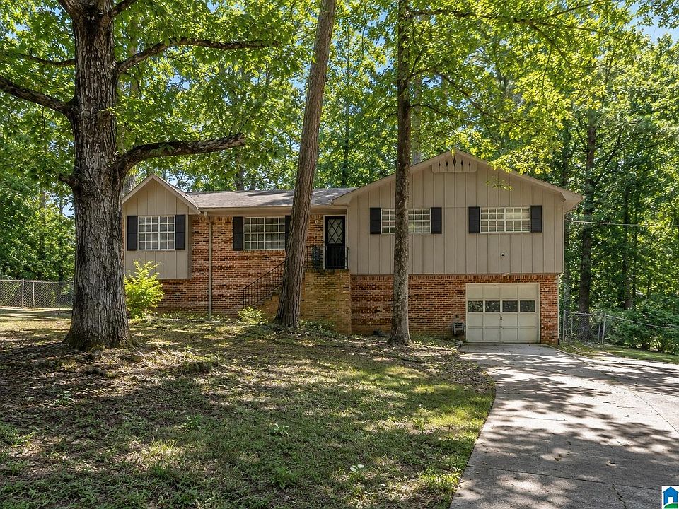 1st image of 1421 Brewster Cir
