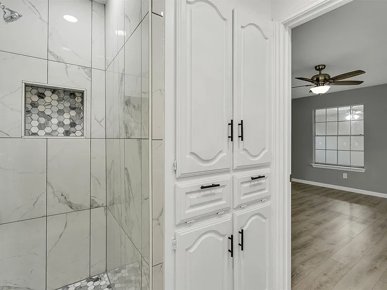 7171 Elliott Dr — Photo 18